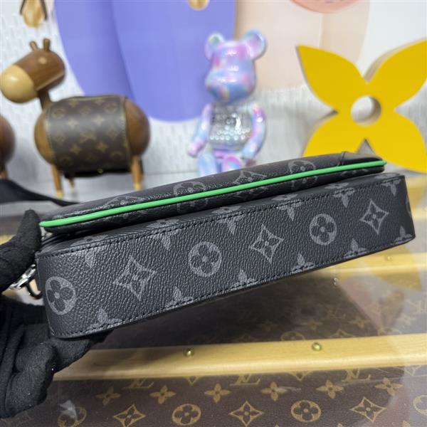 2026124141515461 260